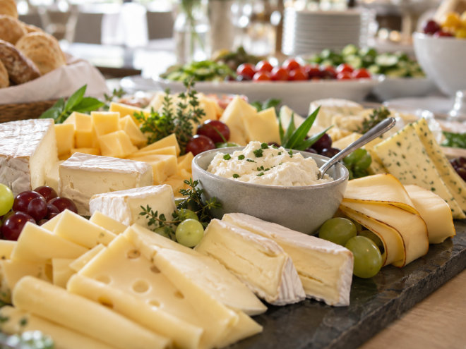 Gouda / Brie / Grünländer / Emmentaler / Frischkäse
