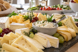 Gouda / Brie / Grünländer / Emmentaler / Frischkäse